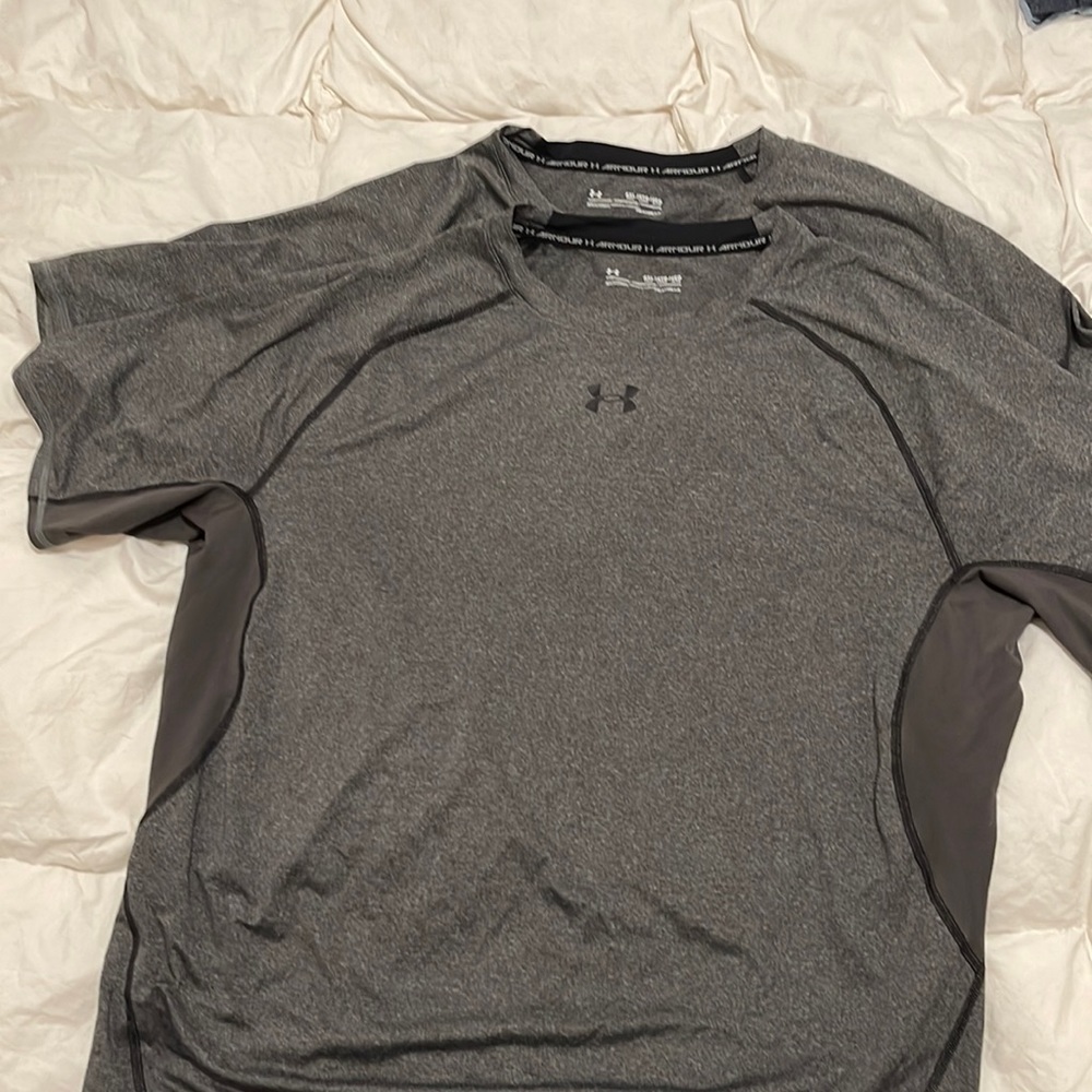 Lot of 2 4XL Under Armor Compression tops